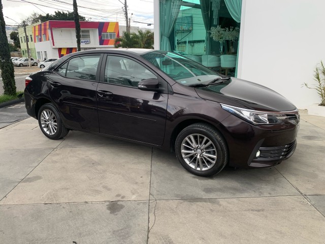 VENDO UM LINDO COROLLA GLI UPPER ANO 17.18 TODO ORIGINAL REVISANDO