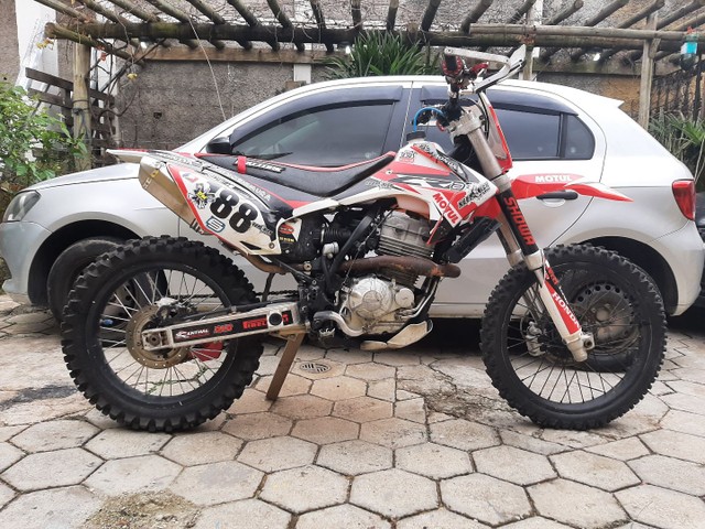 HONDA CR 250   MOTOR XRE 300  