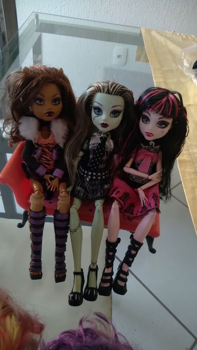 LOTE 03 BONECAS MONSTER HIGH ORIGINAIS .