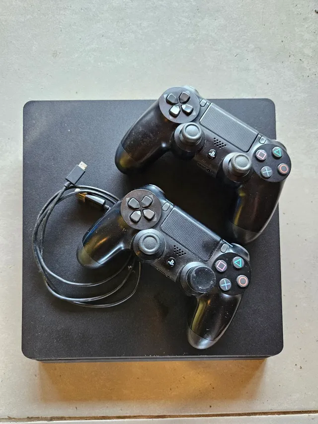 CONTROLE PS4 PRETO + FIFA 21, PS4 Controles