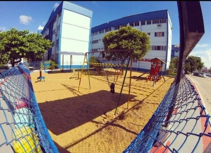 Praia Apto de 2 Quartos Temporada Mobilado