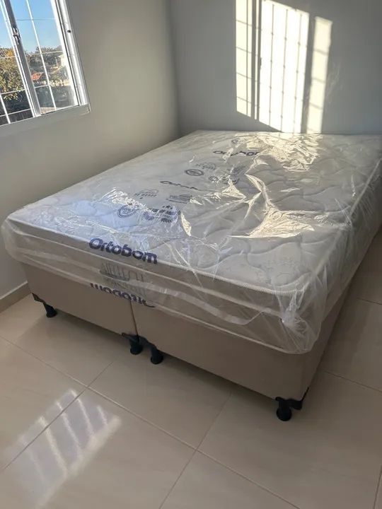 Cama box Ortobom Queen 64842037816449121
