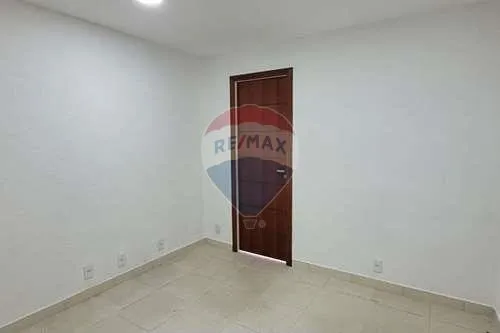 Aluguel de Sala Comercial de 25m² na Estrada do Galeão, Ilha do Governador