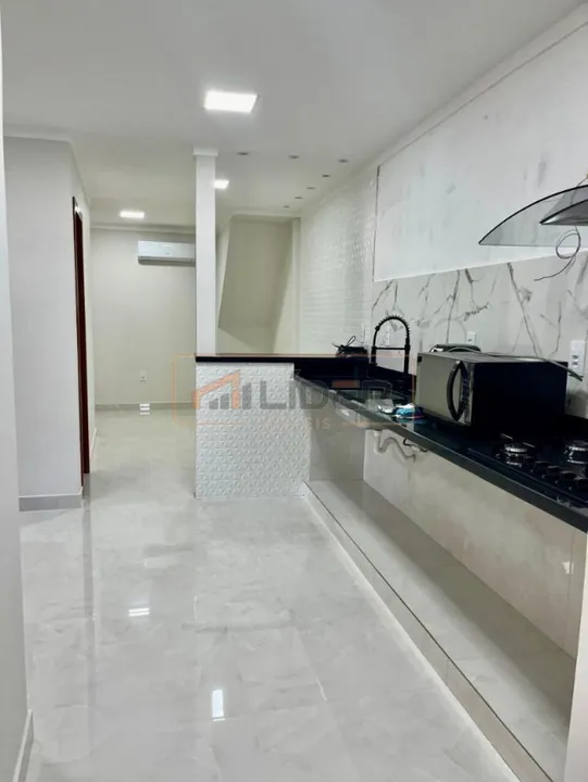 Apartamento Térreo com 04 Quartos no Olívio Zanotelli