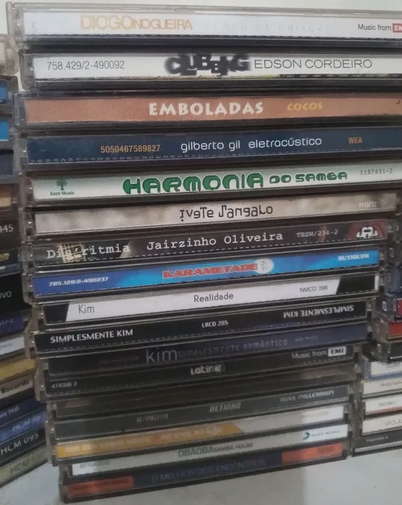 50 CDs de MPB Samba Pagode Jazz Sertanejo Forró