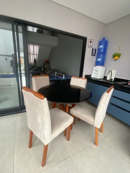 Conjunto de Mesa e Cadeiras para Jantar -  4 lugares - vidro preto - Foto 5