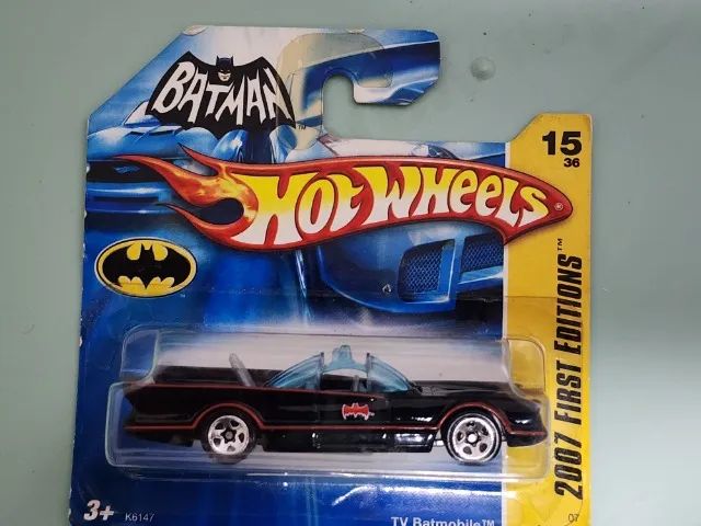 Batmóvel 1966 da Hot  Wheels 1:35