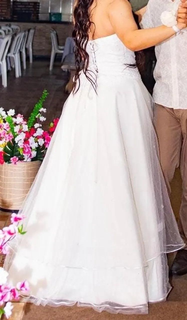 Vestido de noiva ou cartório - Foto 2