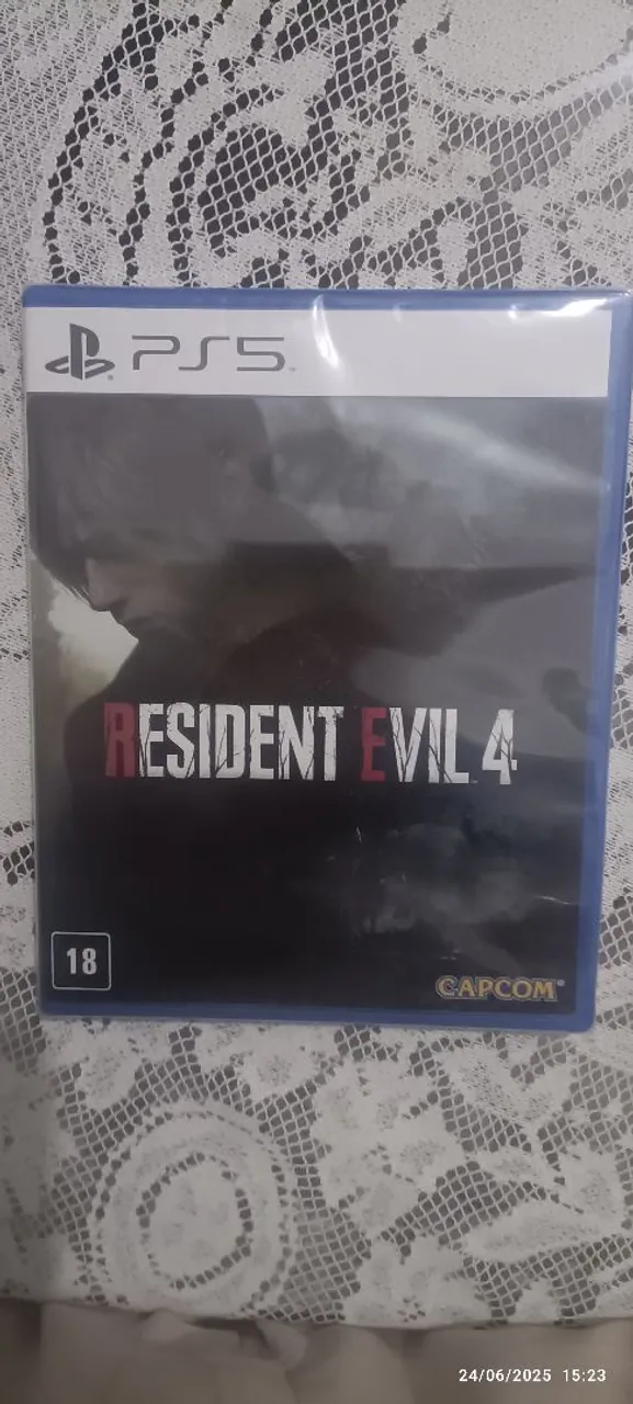 Resident Evil 4 - PS5 Lacrado