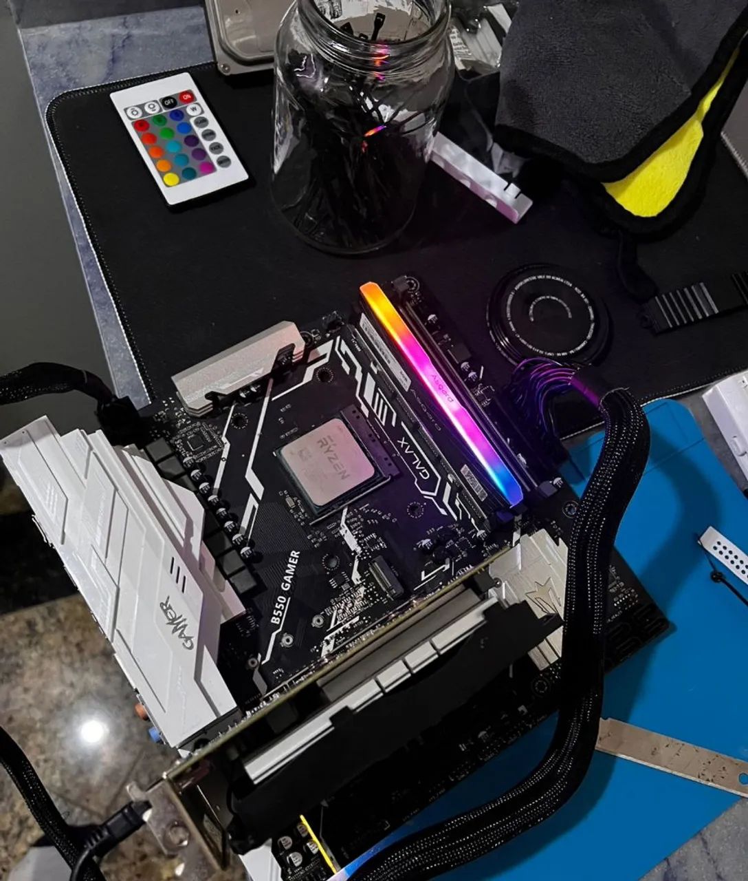 Placa Mãe Galaxy B550 Gamer ( Defeito )