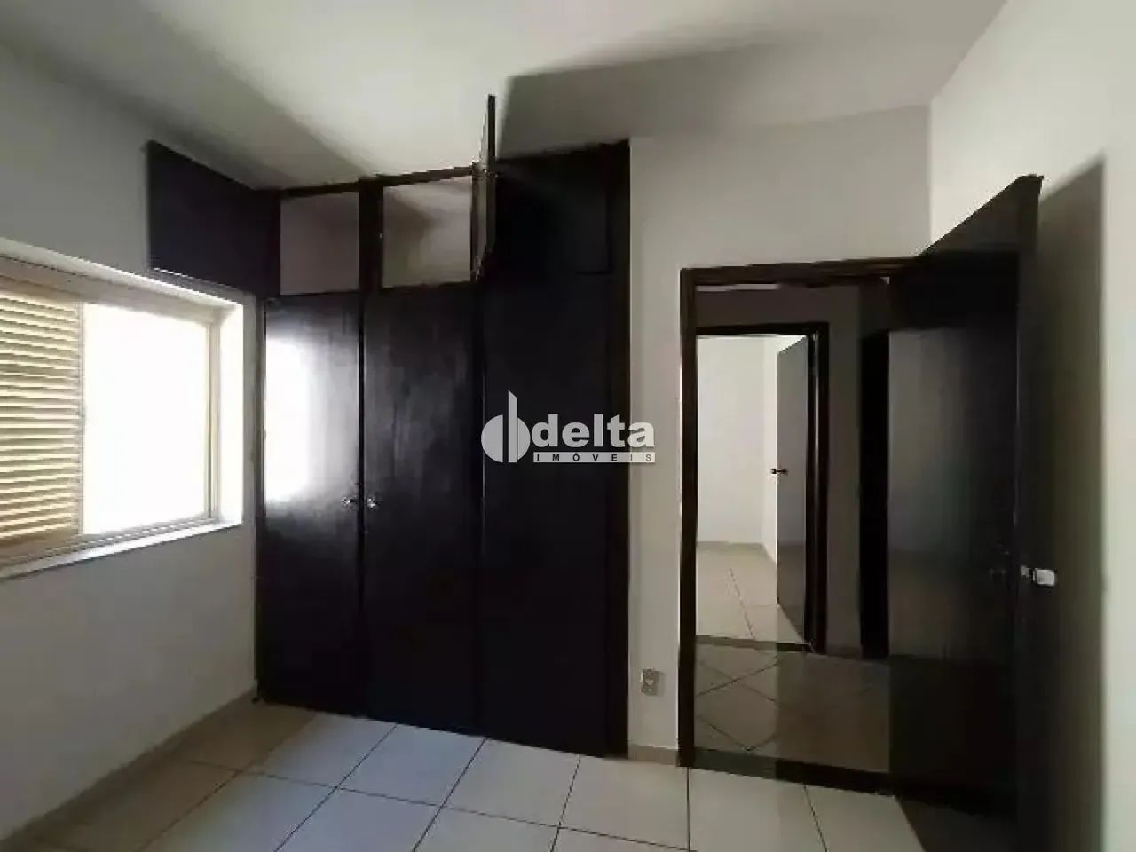 Casa residencial disponível para Locação no bairro Umuarama em Uberlândia-MG. - Foto 4