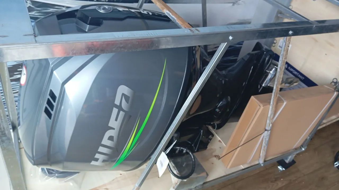 Motores de popa 60HP e 115HP, ambos 4T e  completos - aceitamos qq cartão - pronta entrega - Foto 2