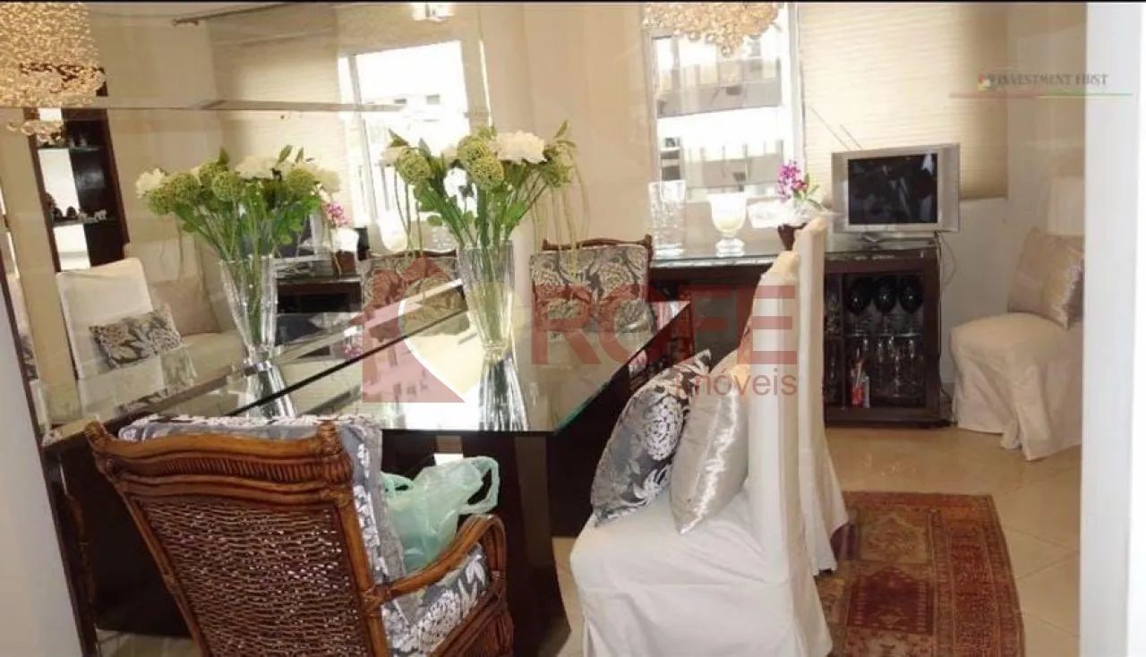 Cobertura com 2 Suítes, 355 m²