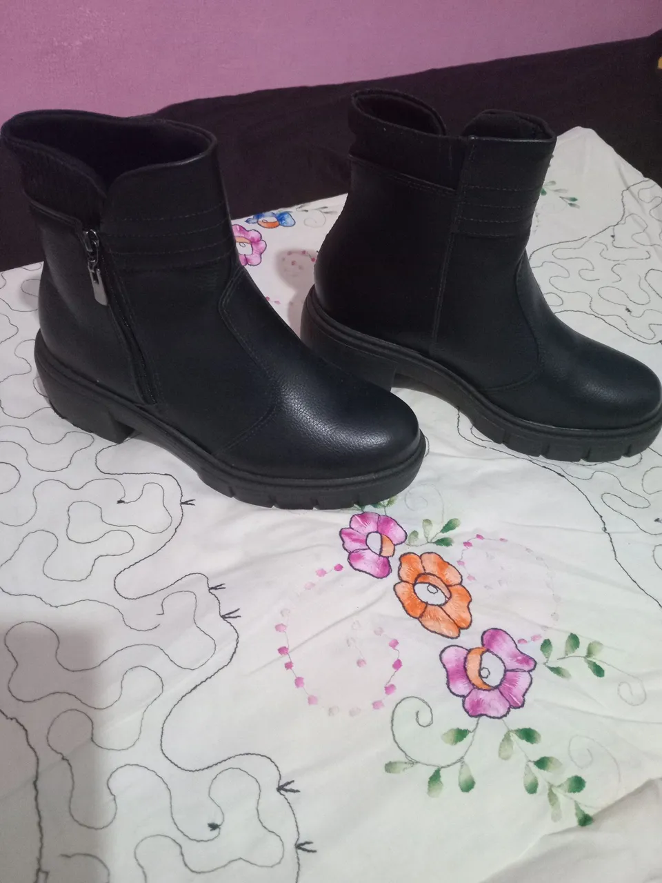 Botas femininas pretas