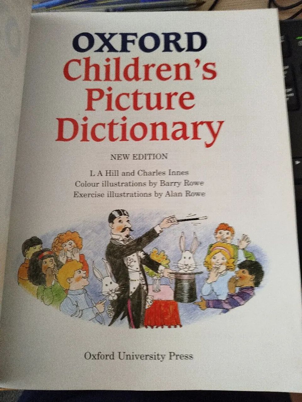 Livro Oxford childrens pictures dictionary - Foto 2