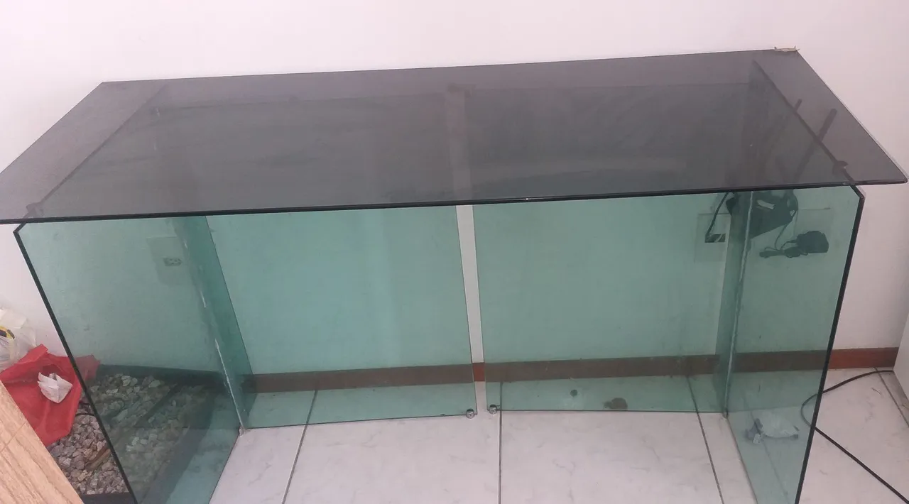 Mesa de Vidro Moderna