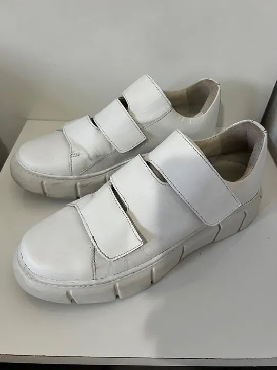Sapatênis Branco com velcro N38