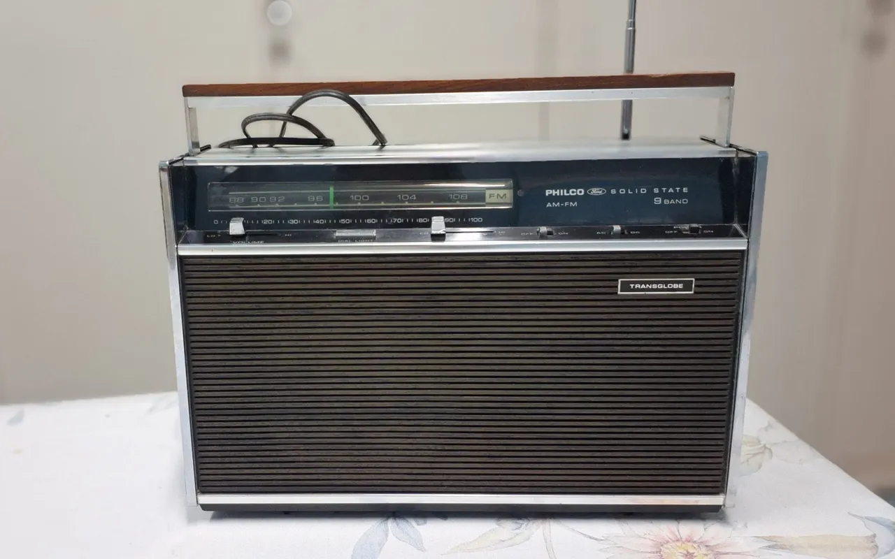 Rádio Philco Transglobe - impecável