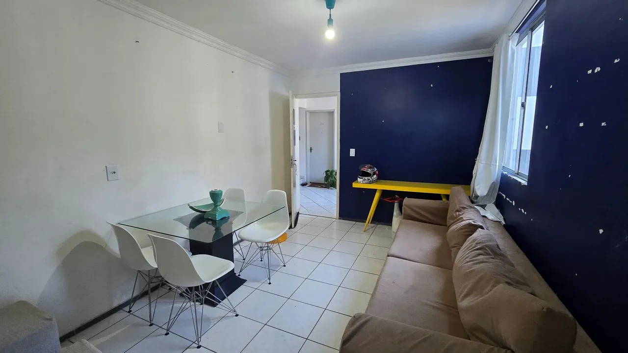 ALUGO APARTAMENTO COM 2/4 SEMI MOBILIADO! R$1.500,00