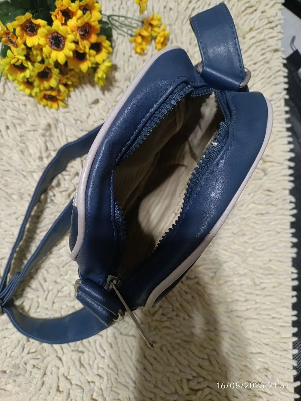 bolsa pequena transversal snoopy  marca semax - cor azul. - Foto 4