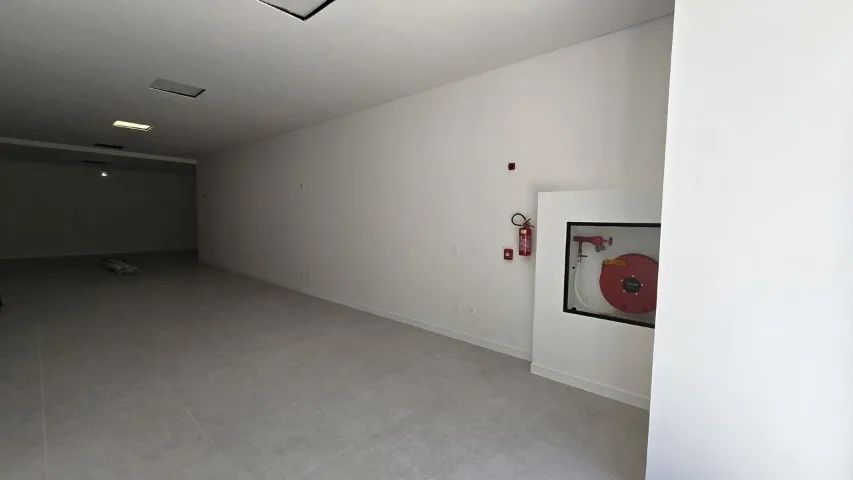 Locação Comercial - Sala com 65m² e 2 vagas  - Centro de Balneário Camboriú - Foto 5