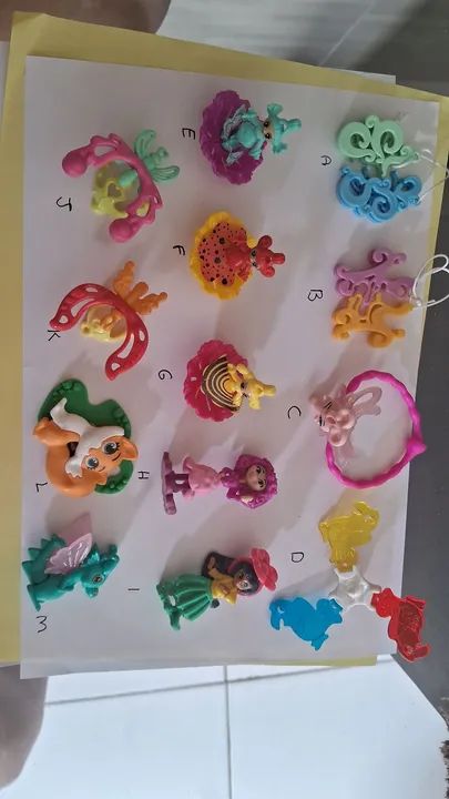 Brinquedos Kinder Joy/kinder ovo - Foto 2