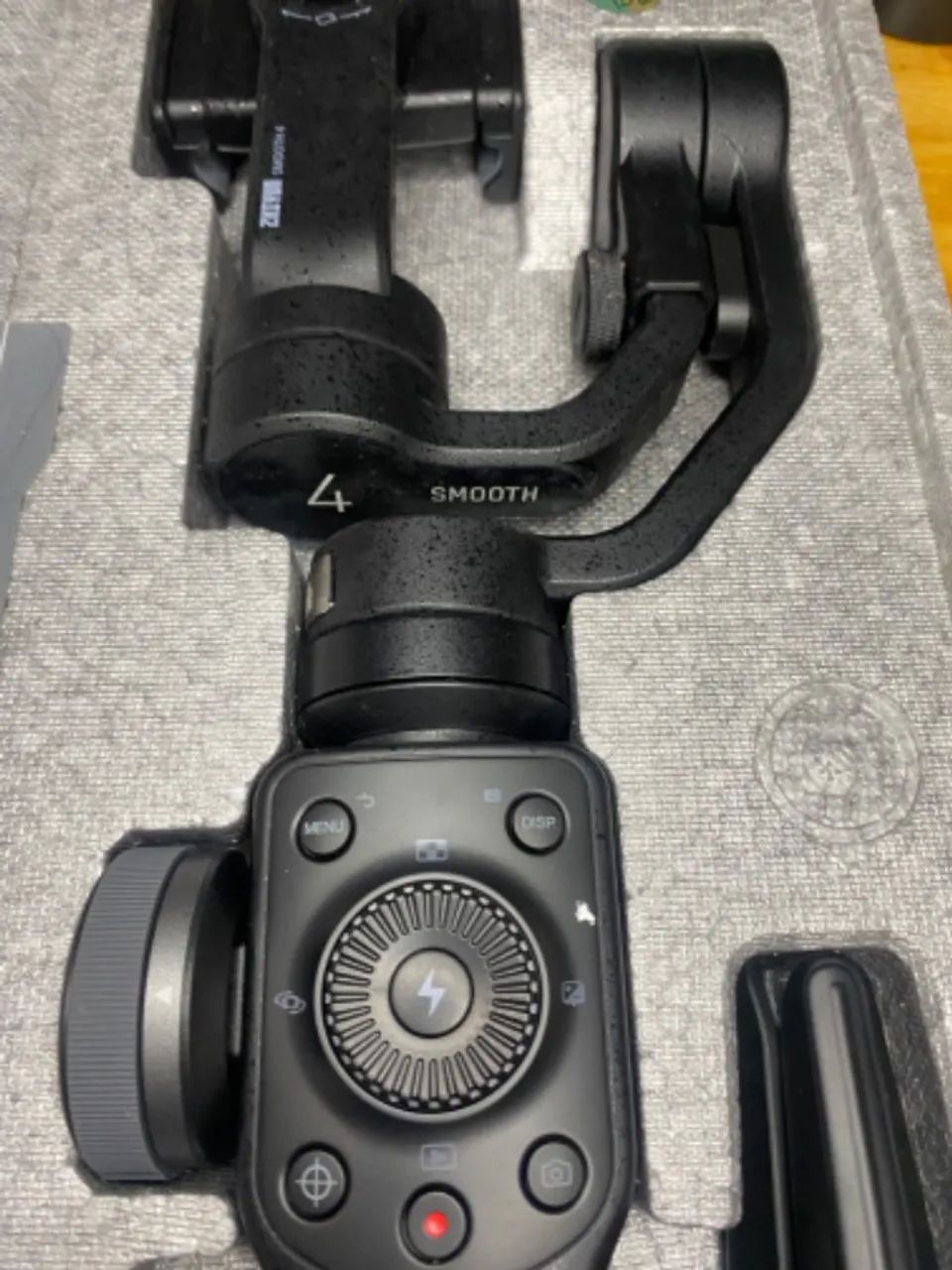 Estabilizador Zhiyun Smooth 4 Gimbal  - Foto 3