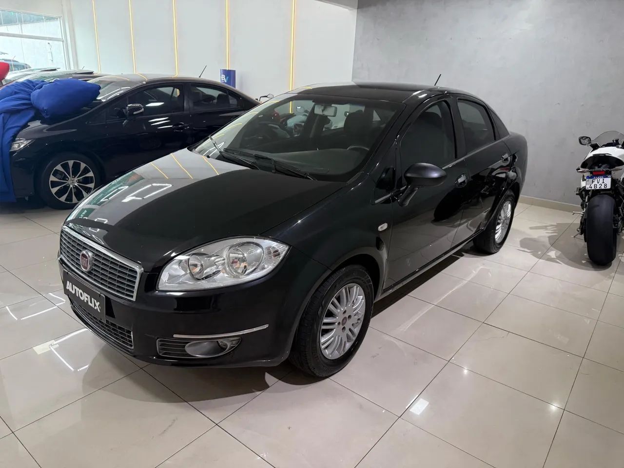 FIAT LINEA 1.8 DUAL ESSENCE 2013
