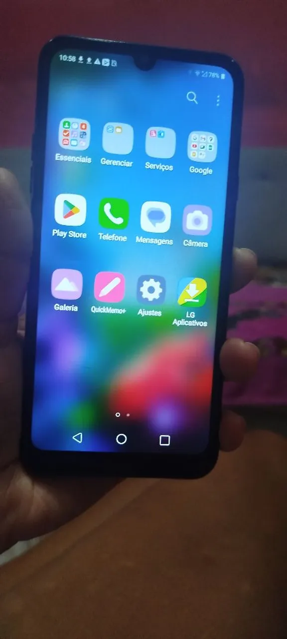 Vendo esse celular.