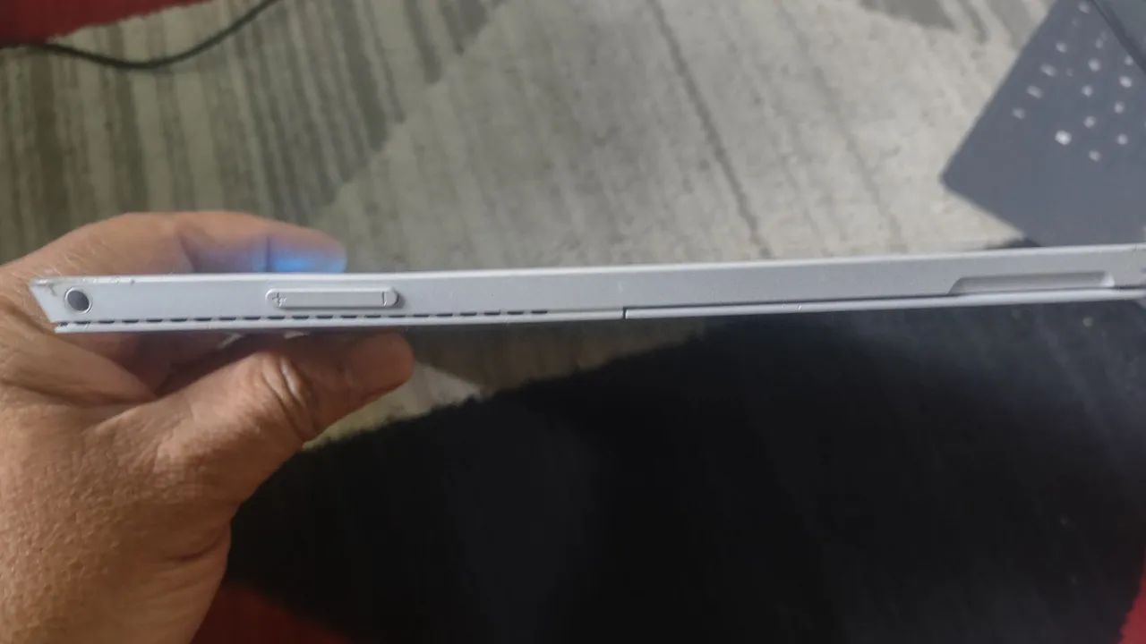 Surface Pro 3 8GB Ram, i5, 256 SSD, windows 10 pro  - Foto 5