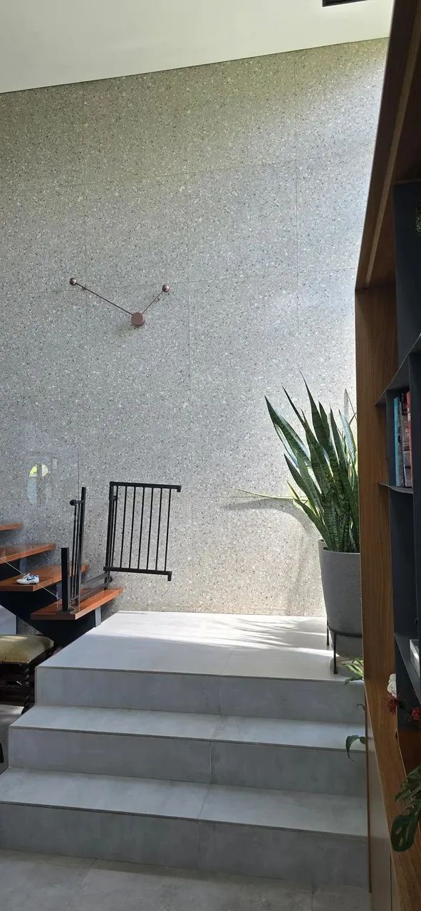 Duplex Alto Padrão no Renaissance. 4 suítes com água aquecida, escada em IPÊ. Fica na Rua  - Foto 2