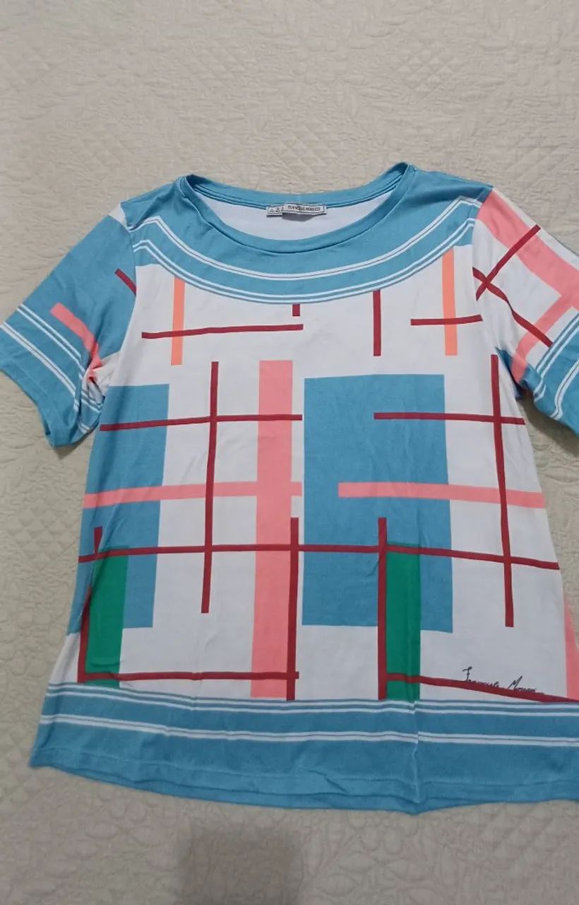 4 Blusas GG Femininas - Venda em Lote - Foto 2