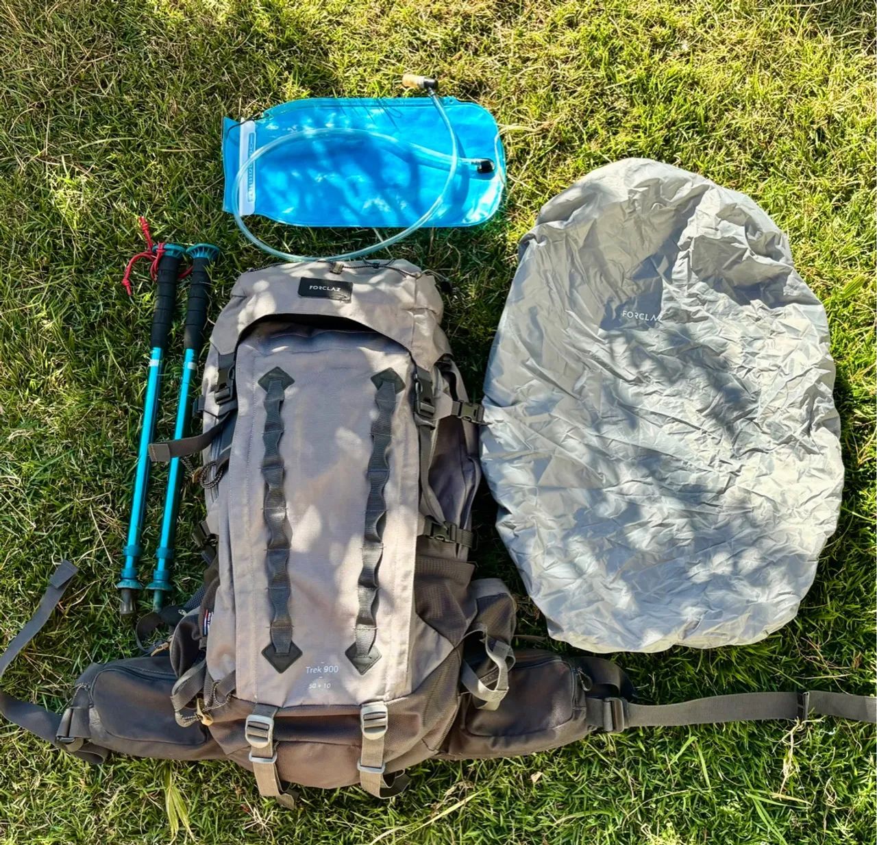 Mochila de trilha treking cargueira Trek 900 50+10L Forclaz