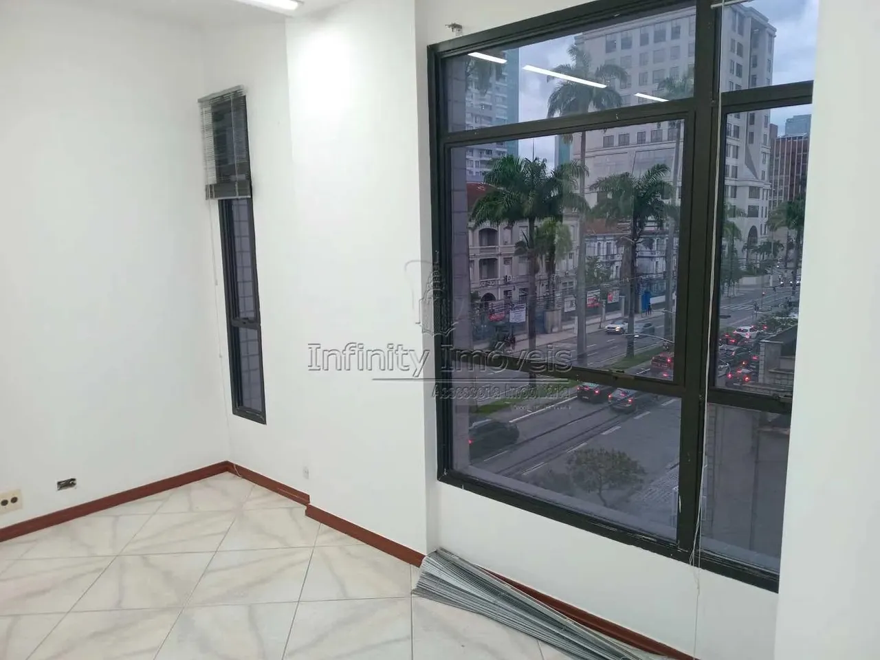 Sala Comercial, Gonzaga, Santos - R$ 450 mil, Cod: 1587