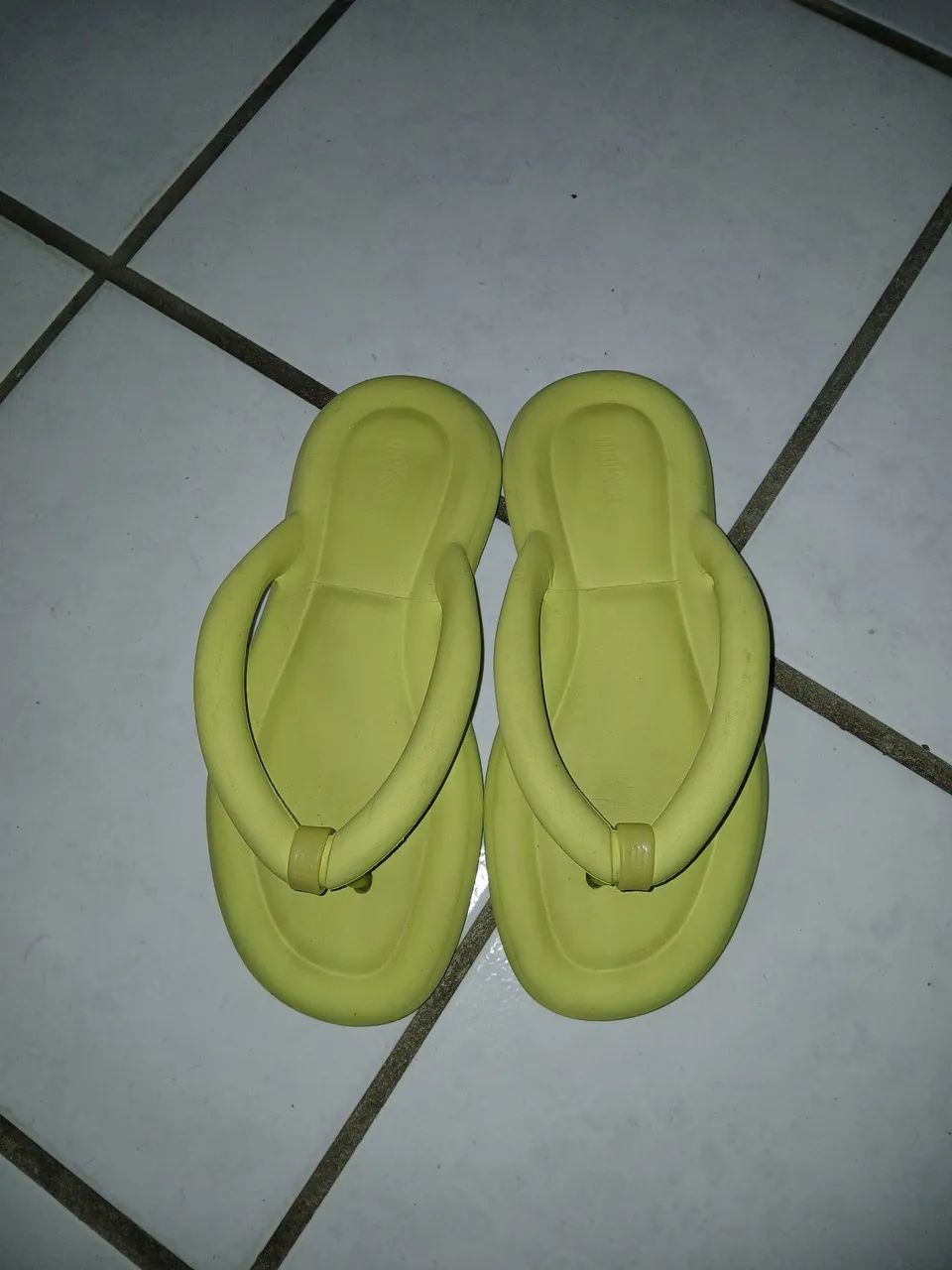 Chinelos Havaianas Amarelos