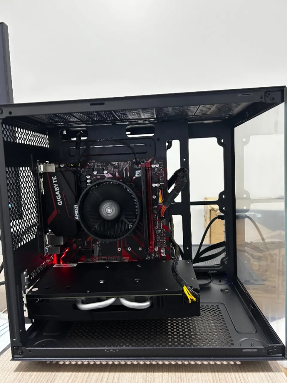 PC Gamer Ryzen 5 + 16gb de RAM + GTX1050ti + SSD 1 Tera