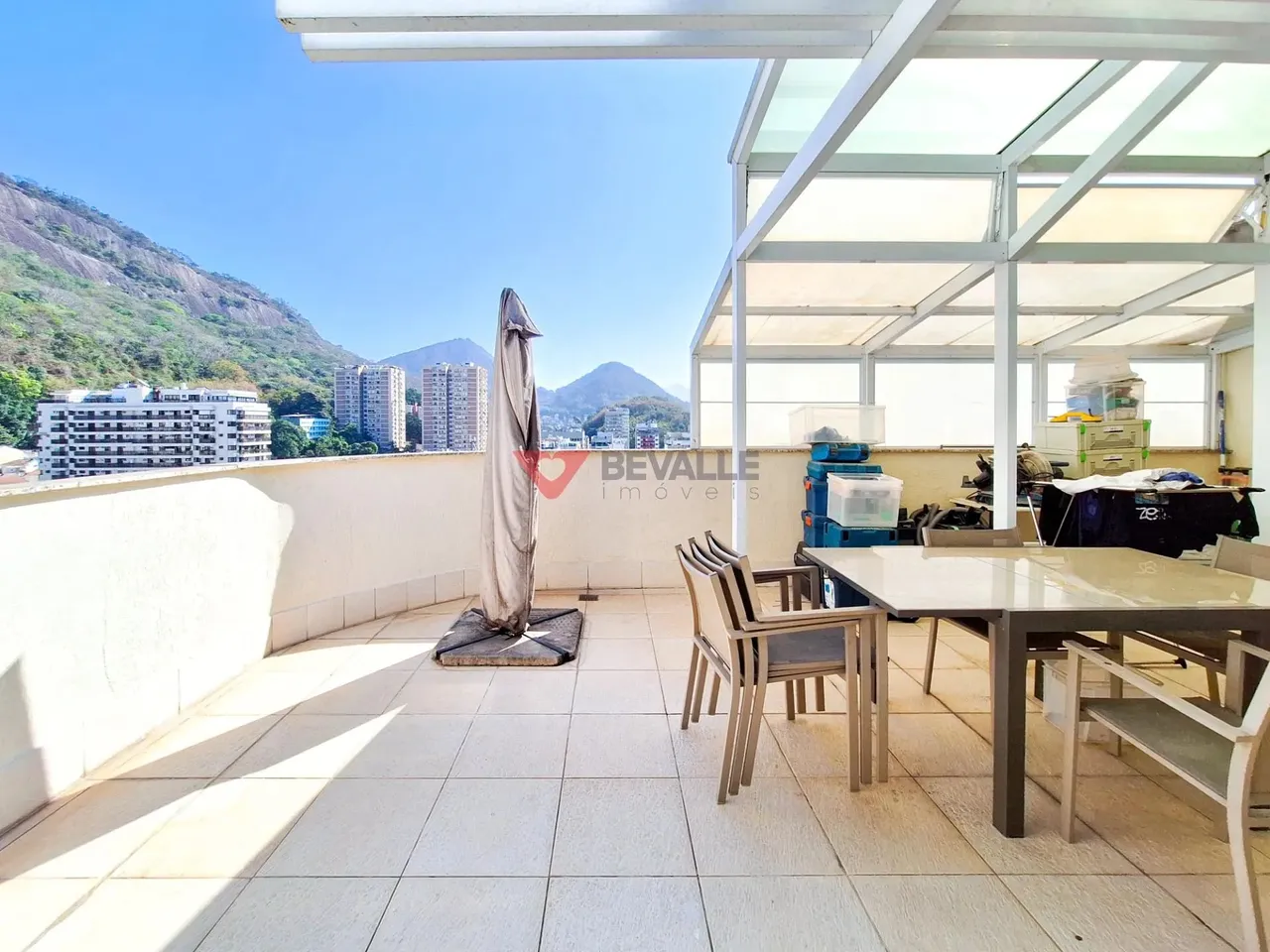 Cobertura em Botafogo, Rio de Janeiro: 151m², 3 quartos e 3 banheiros