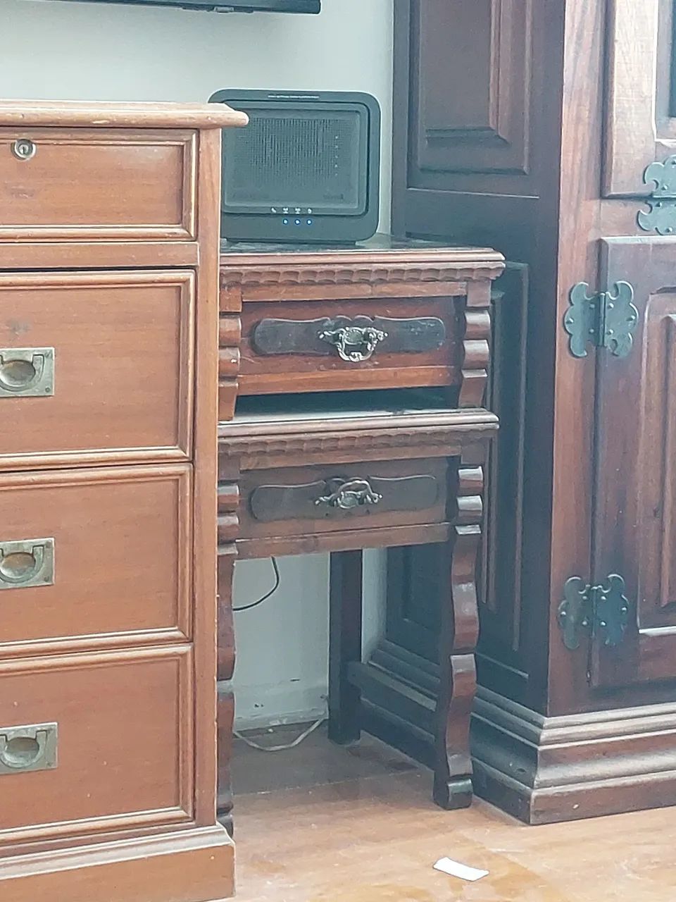 MESINHA DE CABECEIRA DIAS - Foto 2