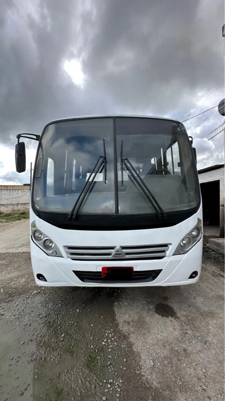 Ônibus NeoBus Spectrum em ótimo estado
