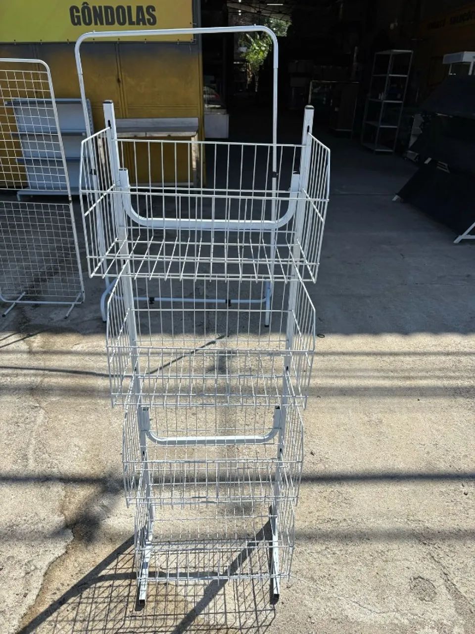 P4 C/ 4 CESTOS DESMONTÁVEL - Foto 3
