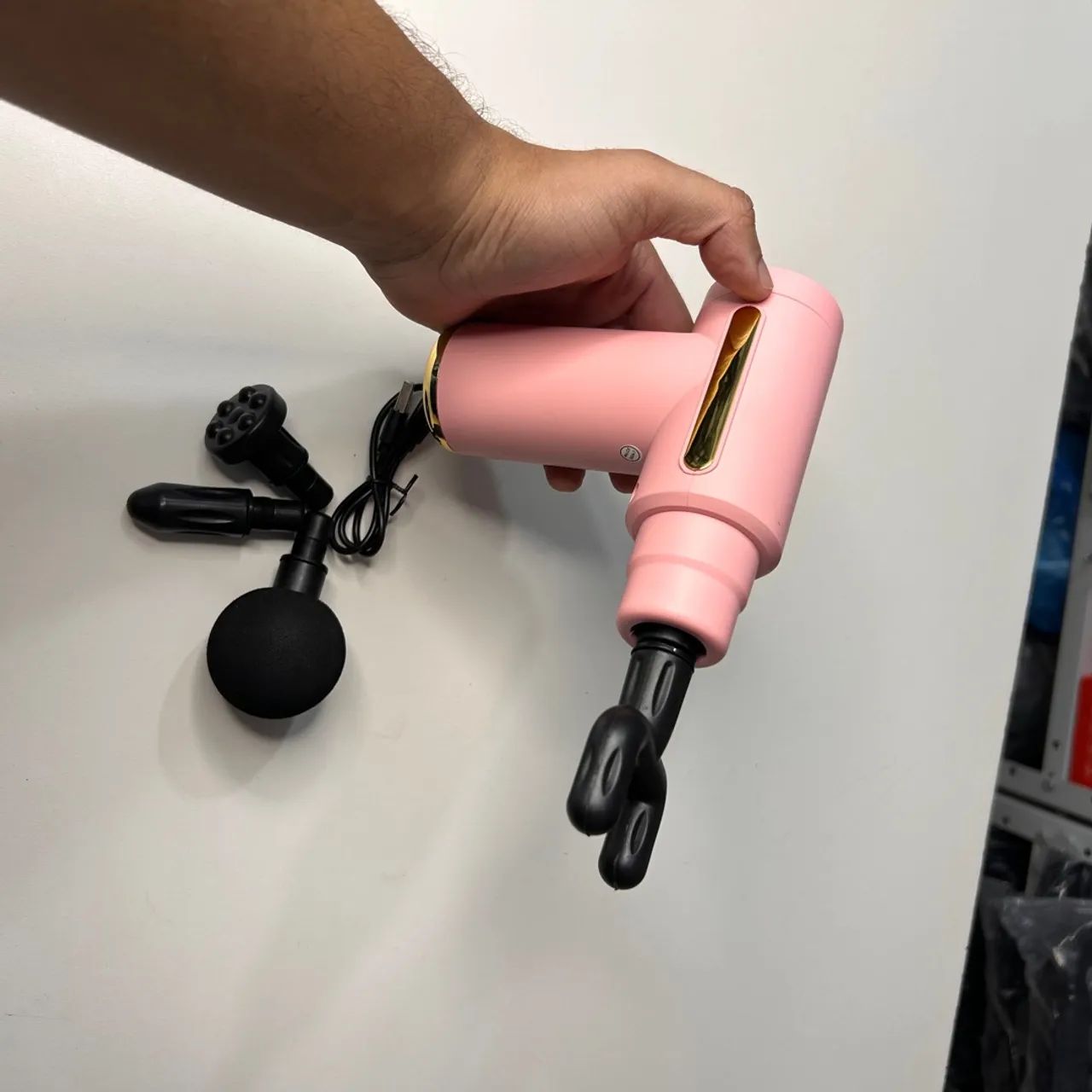 Massageador Muscular Portátil Rosa - Foto 4