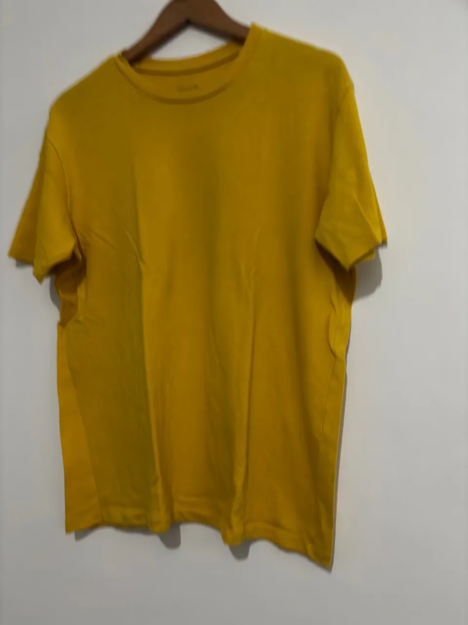 Linda tshirt osklen usada poucas vezes
