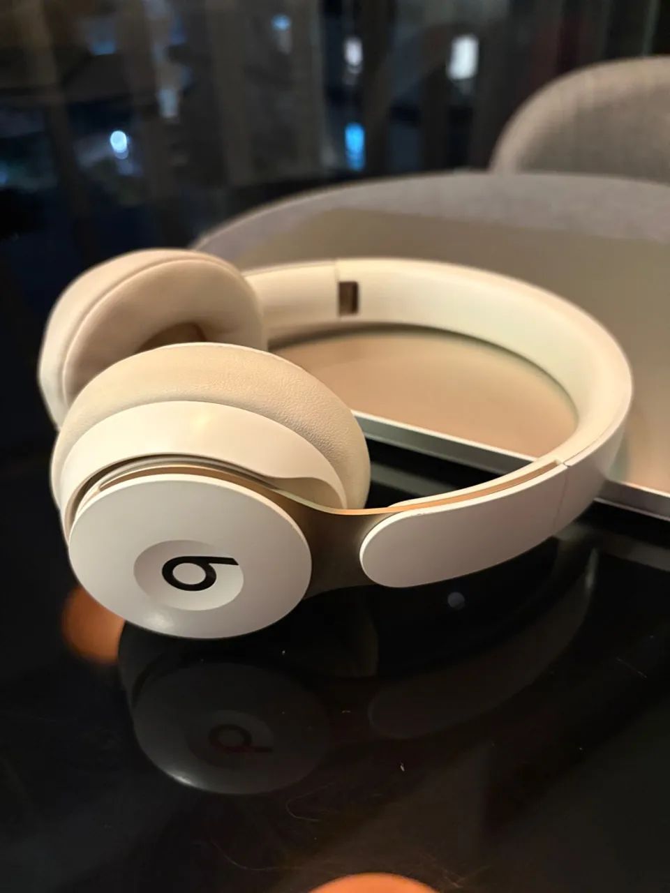 Fones de Ouvido Sem Fio Solo Pro Wireless - Foto 2