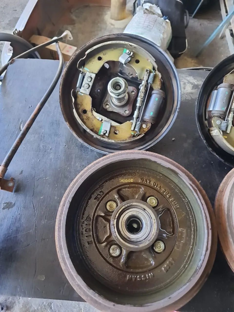Par Tambor de Freio completo Nissan March / Versa C/ ABS - Foto 2
