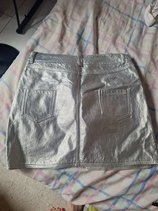 Saia prateada tamanho M