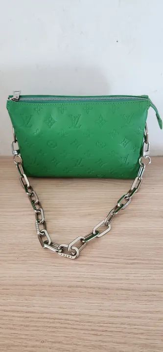 Bolsa Louis Vuitton Verde