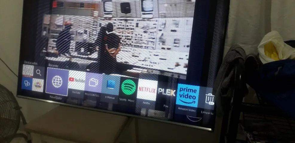 Smart tv 48 "sansung leia... defeito
