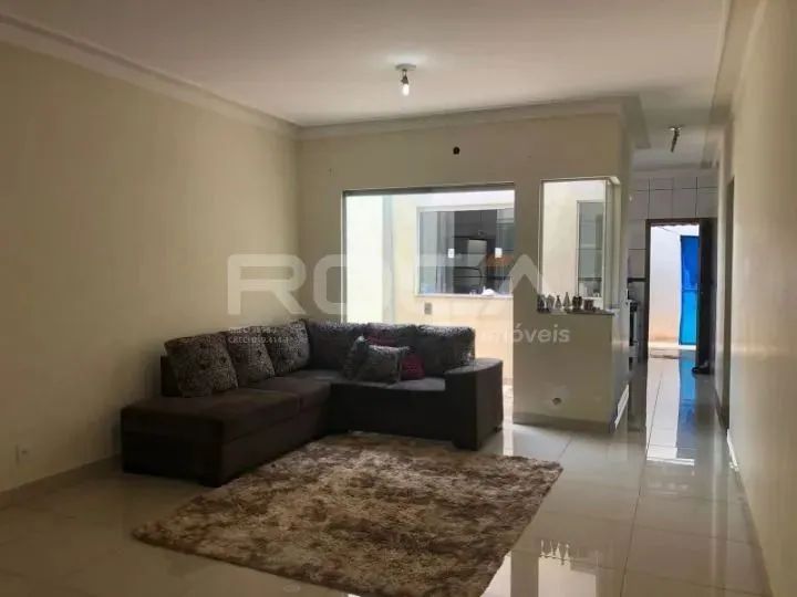 Casa à venda com 3 dormitórios no bairro Residencial Greenville em Ribeirão Preto.