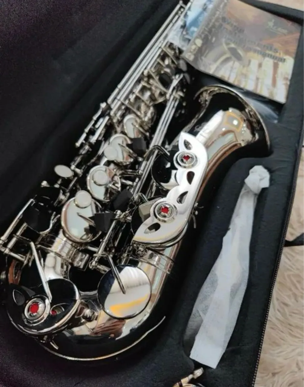 Sax alto novo zerado