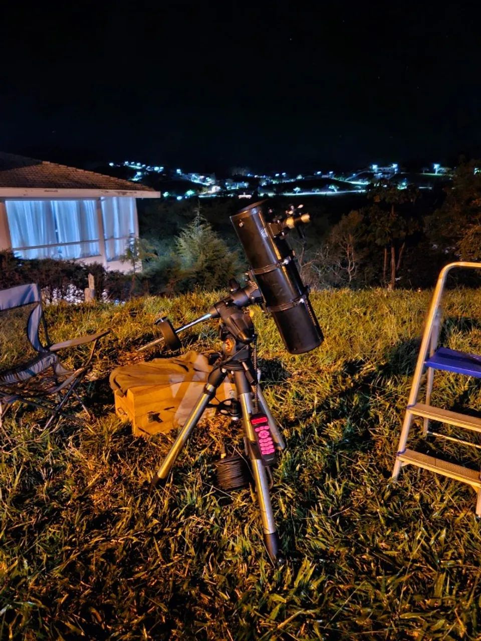 Telescópio Advanced VX 150mm Starbright - Equatorial Go-To EQ5 Computadorizado